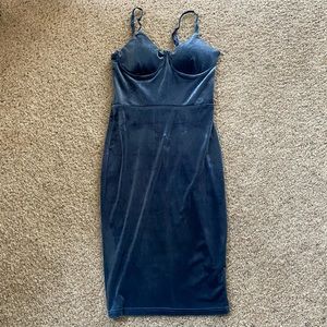 Windsor velvet dress